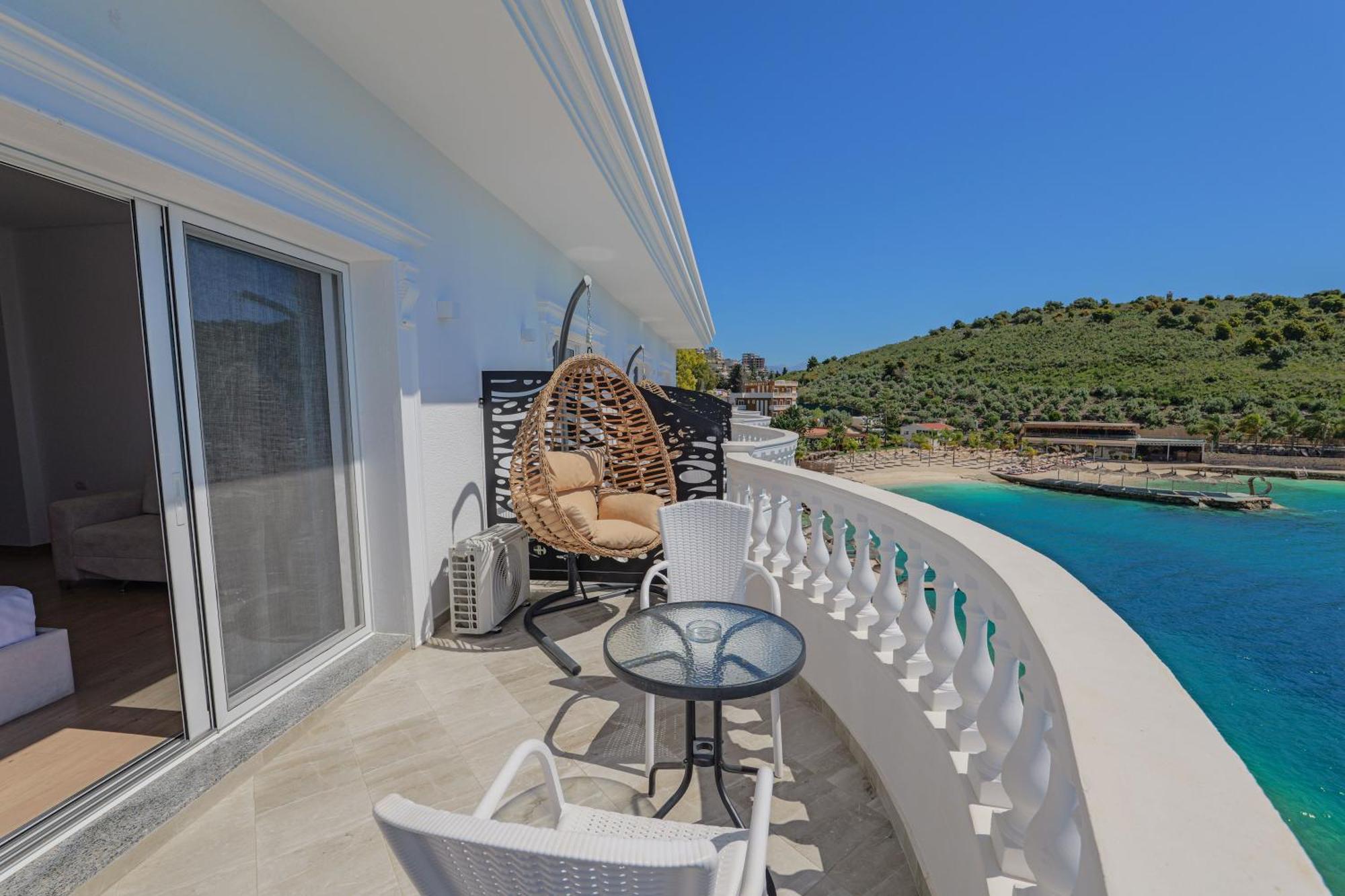 Juna 4* Saranda